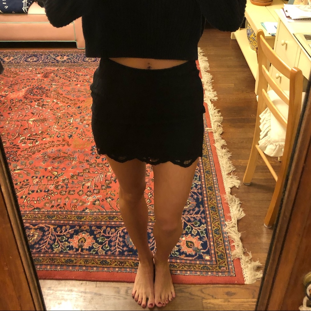 SOLD Zara lace bodycon skirt